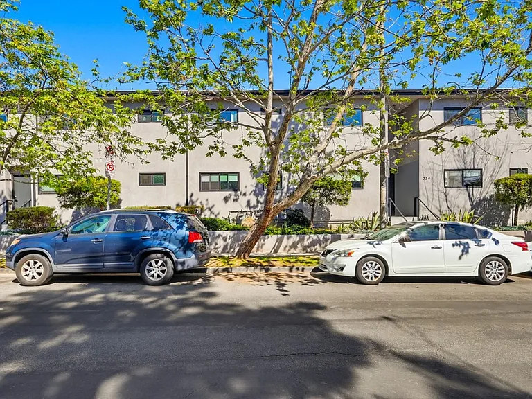 354-356 4th Ave — Photo 48