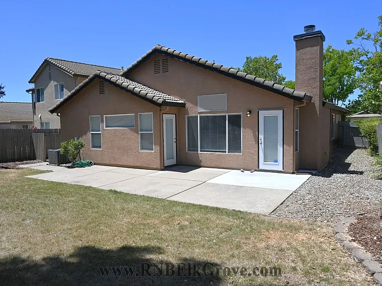 9142 Eastpointe Ct — Photo 23