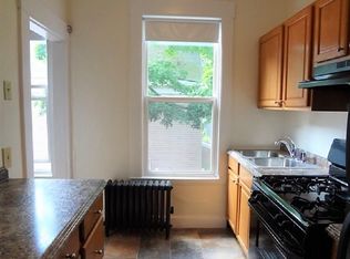 60 Carleton St APT 4, Portland, ME 04102