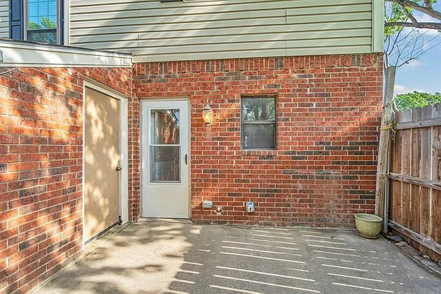 200 Samuel Blvd #B-1 — Photo 10