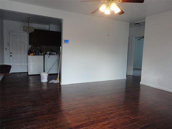 4th image of 1413 NW 10th Pl