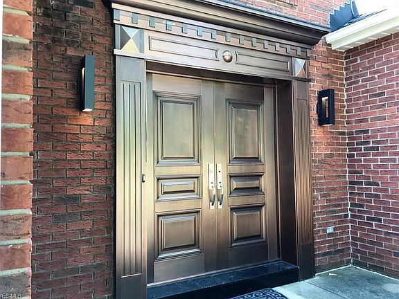 2nd image of 2568 Crane Creek Pkwy