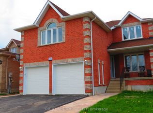 302 Stanley St, Barrie, ON L4M 6X6
