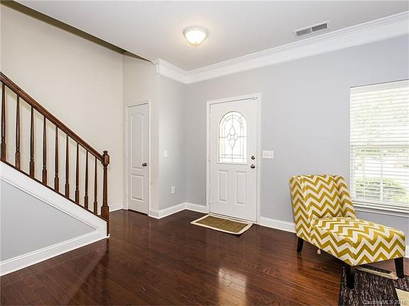 4th image of 9815 Markus Dr