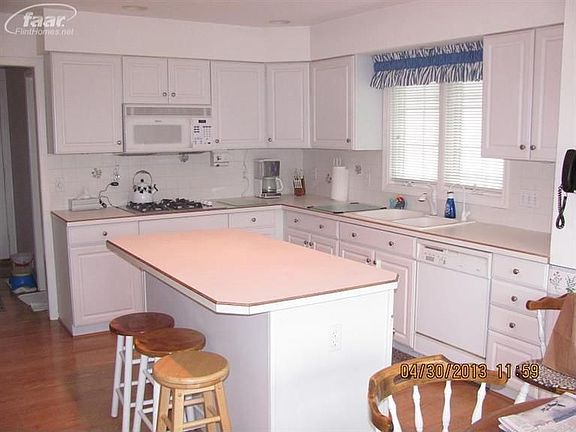 5th image of 1521 Eden Gardens Dr