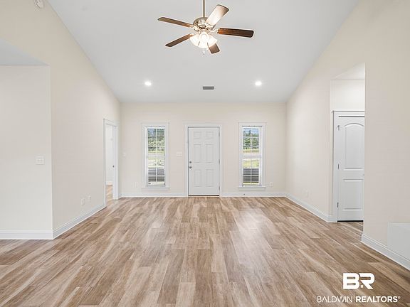 4th image of 6540 Summer Oak Ct