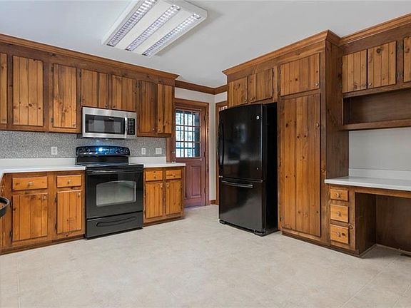 5th image of 3102 Wilf Ct