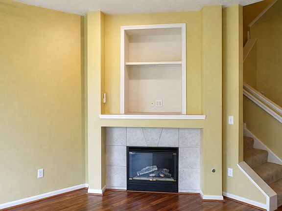 4th image of 3580 Sequoia Dr