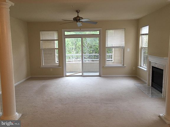 5th image of 311 Oyster Bay Pl #204