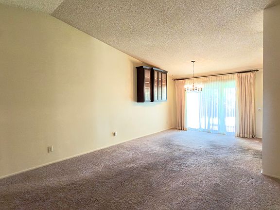 4th image of 10121 W AVENIDA CORDONIZ --