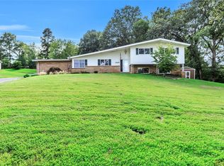 2419 Miller Rd, Imperial, MO 63052