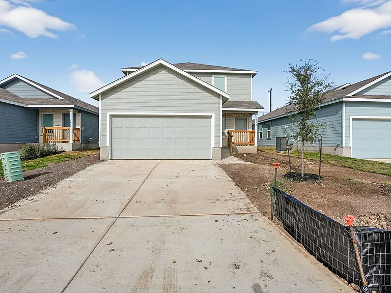 1451 Neria Loop — Photo 1