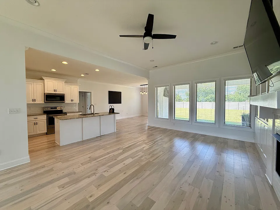 253 Saddlebrook Dr