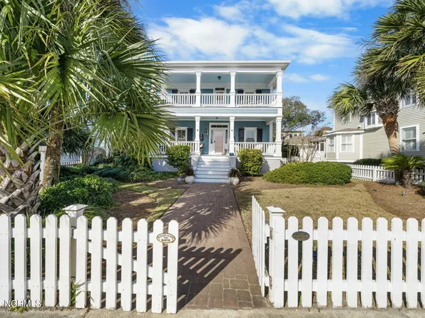 312 W Moore Street, Southport, NC 28461