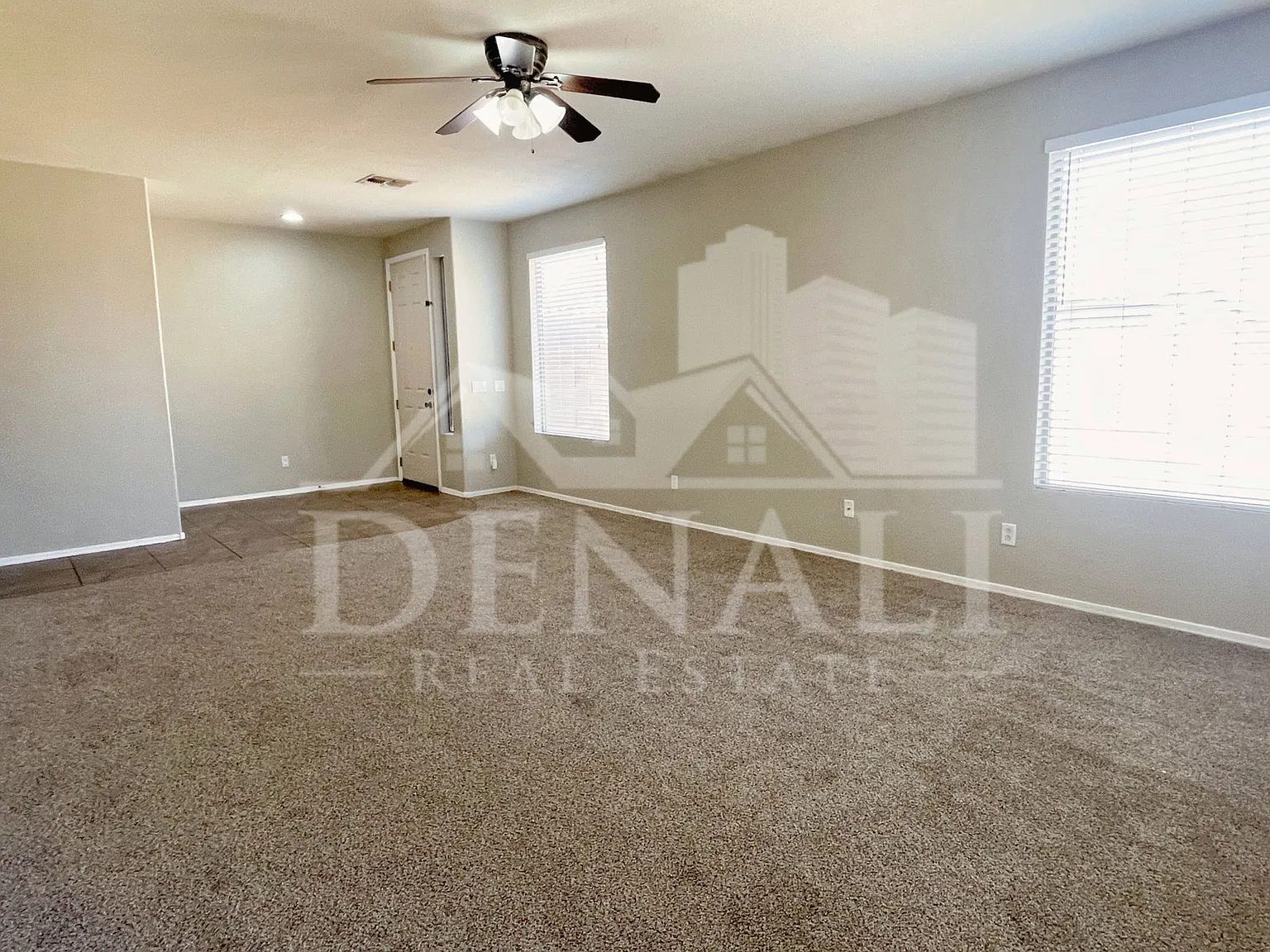 4 bed, 3.0 bath, 1892 sqft, $2,195 — Photo 4