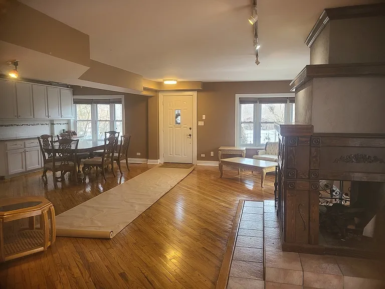 630 Whitney Ave — Photo 8