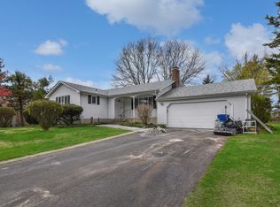 149 Windbrook Dr, Windsor, CT 06095