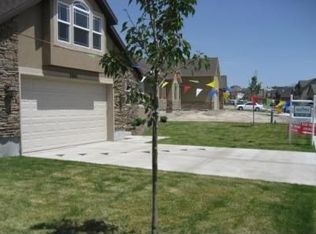3841 Barton Creek Dr, Eagle Mountain, UT 84005