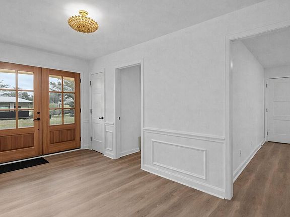 2nd image of 2117 Paige Ct