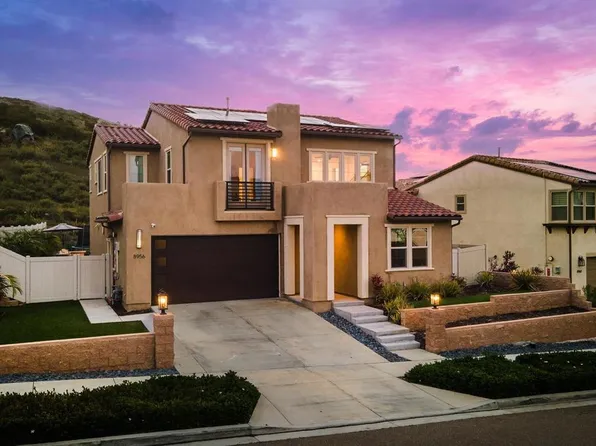 8956 Hightail Dr, Santee, CA 92071