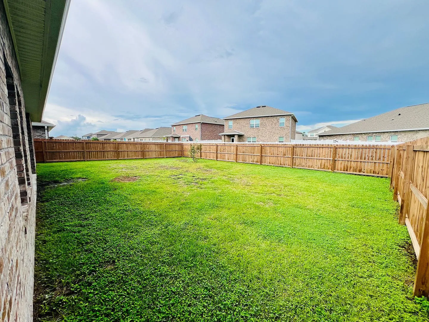 4 Bedroom Luxury Rental in Quiet Southport Neighborhood — Photo 4