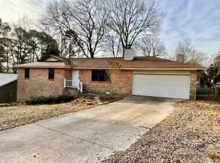 2003 Doris Dr, Benton, AR 72015