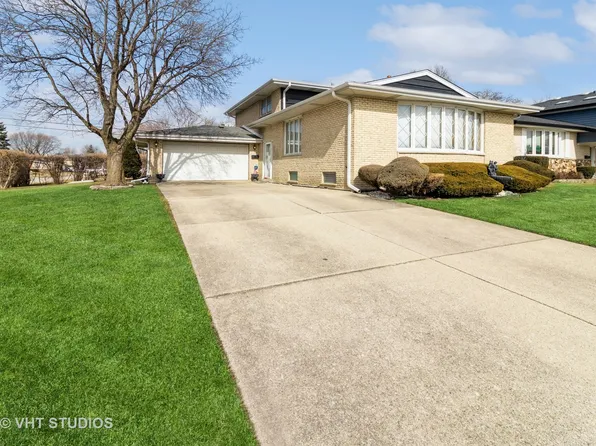 8232 W Gregory St, Chicago, IL 60656