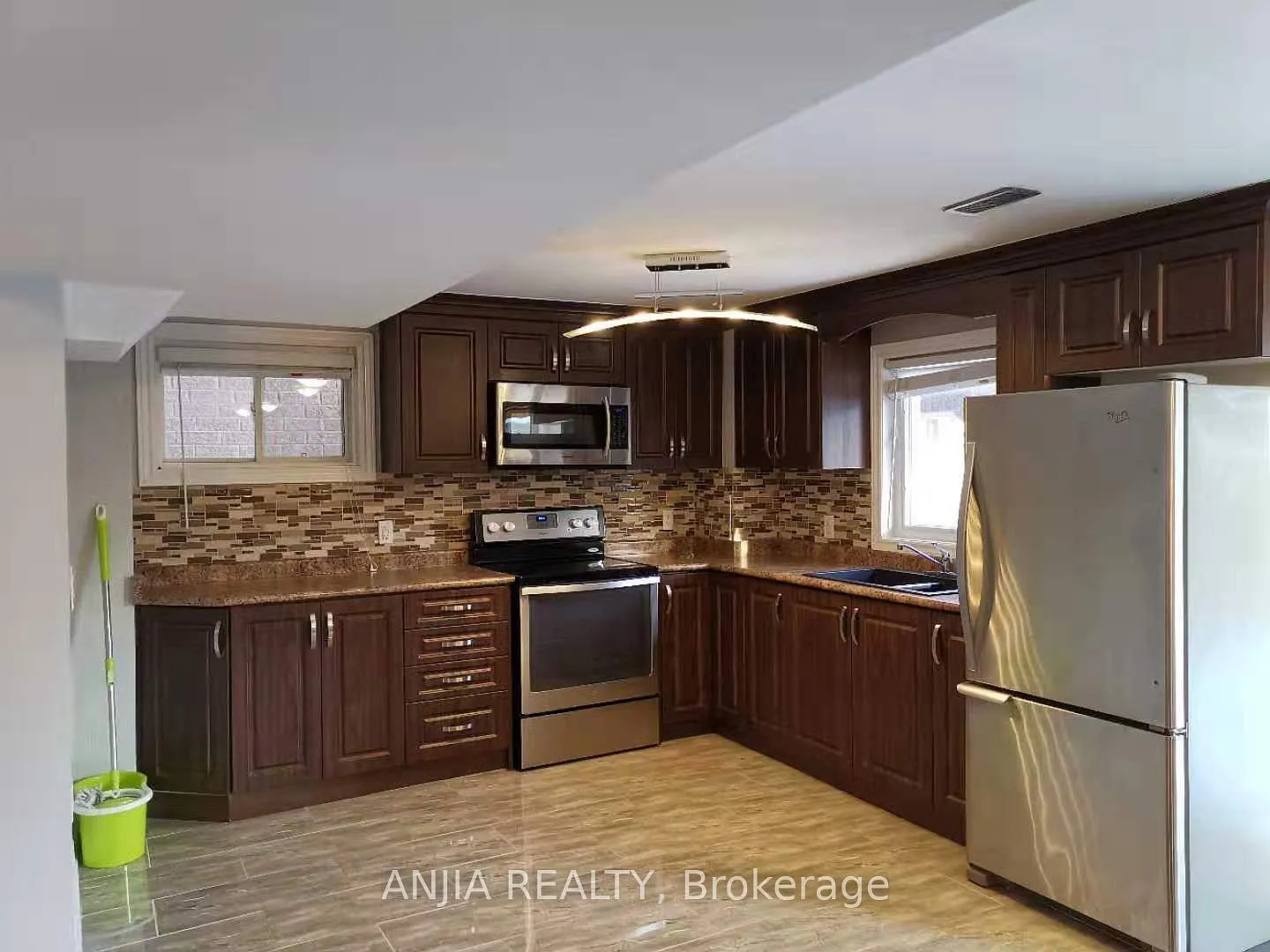 1 bed, $2,000 — Photo 4