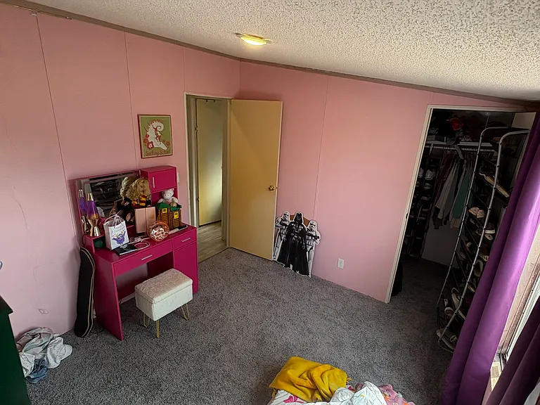 15868 Holiday Pkwy — Photo 13