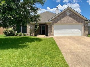 141 Walcourt Loop, College Station, TX 77845