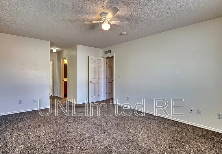 2980 Winterhaven Dr — Photo 40