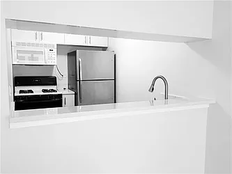 Rented by R New York