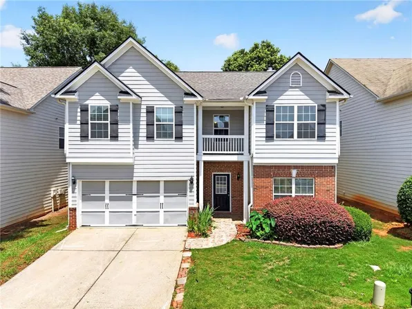 5711 Apple Grove Rd, Buford, GA 30519