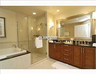 5th image of 145 E Harmon Ave #2904