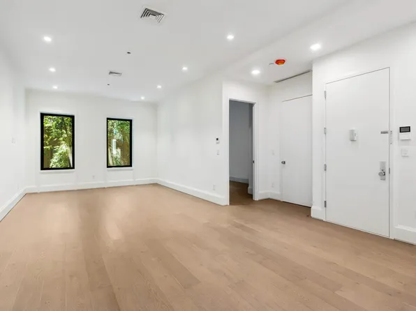 51 Saint Mark's Place image 1 of 10