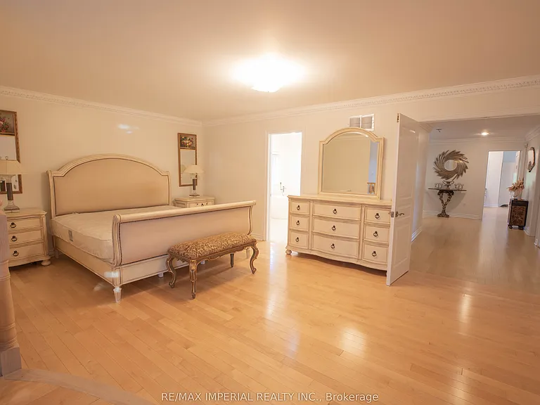 2 Farnham Dr — Photo 21