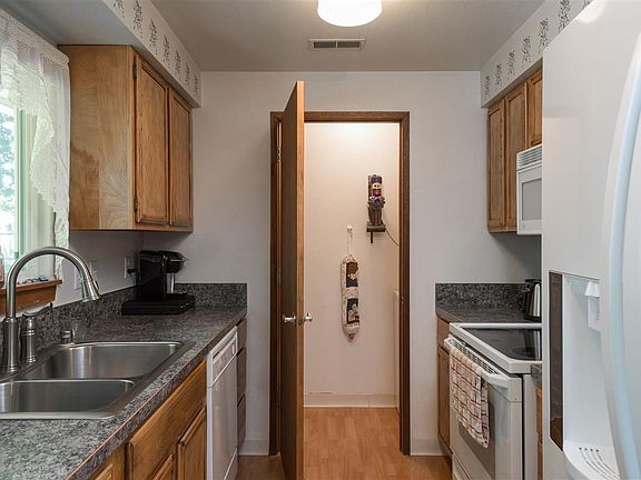 5th image of 8407 W Falls Pl
