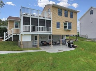 23 Willow Ave, Narragansett, RI 02882