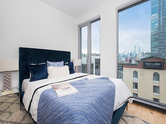 3rd image of 42-22 27th St #1610