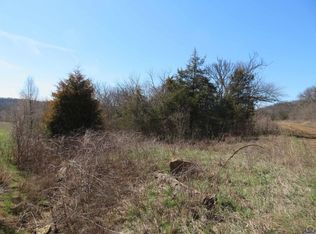 11383 82nd St, Oskaloosa, KS 66066