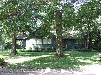 1st image of 27 S Wedgewood Dr