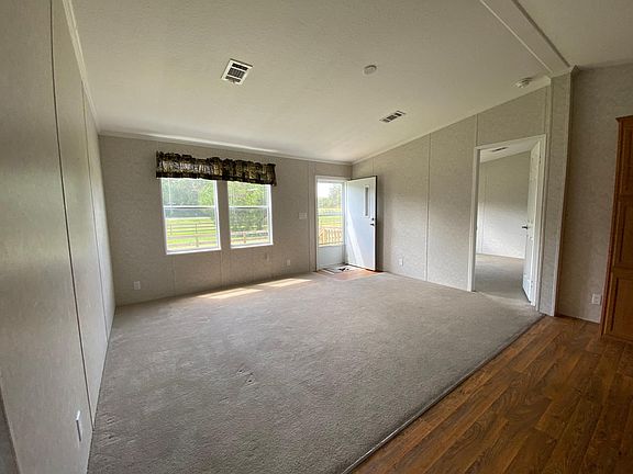 3rd image of 9823 SE 160th Ave