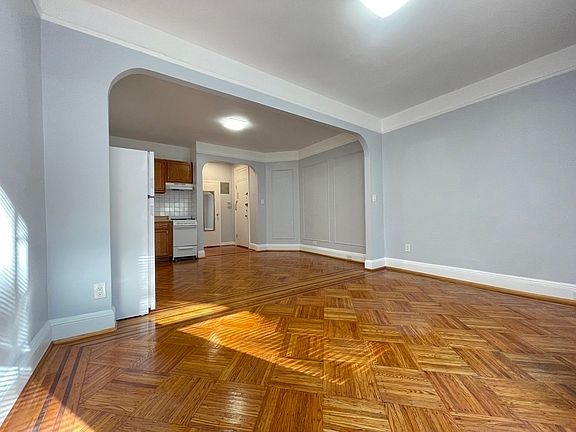 2nd image of 34-29 43rd St #2L