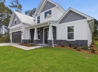 71 Clarke Hill Rd, Freeport, FL 32439