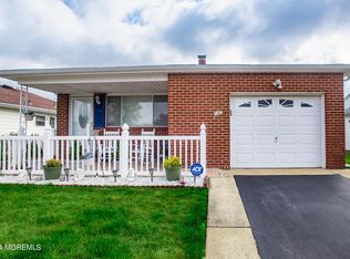 147 Port Royal Dr, Toms River, NJ 08757
