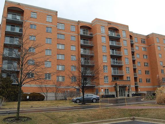 2nd image of 6801 N Milwaukee Ave APT 508