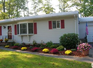 10 Lawrence Dr, Brick, NJ 08724