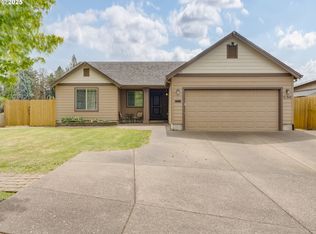 3190 Lily Ln, McMinnville, OR 97128