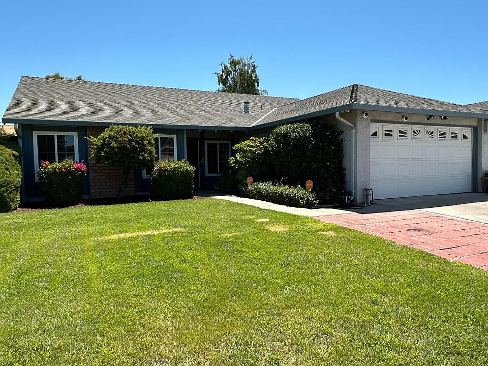 1st image of 168 Turner Ct