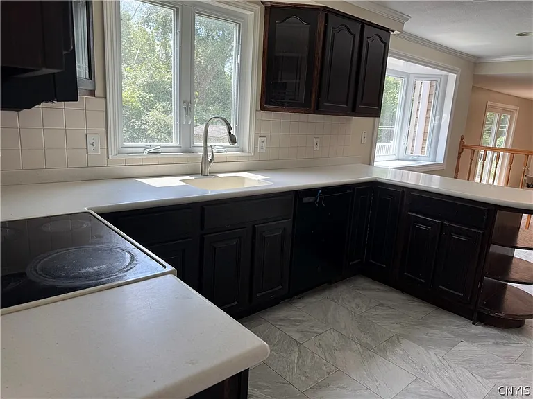 110 Lake Country Dr — Photo 10